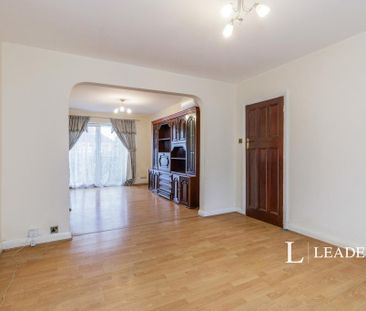 3 bedroom semi-detached house to rent - Photo 3