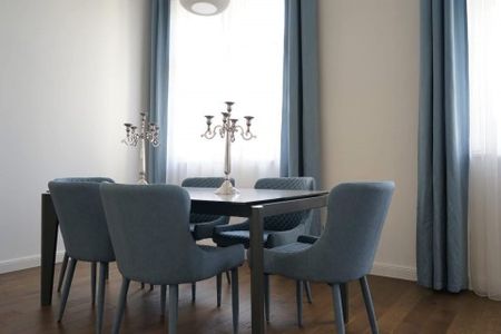 Október 6. utca - Photo 2