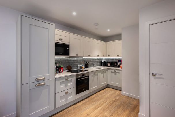 2 bedroom apartment to rent - Photo 1