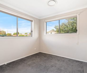 Spacious Three Bedroom Duplex in Prime Revesby Location - Photo 5