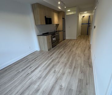 For Lease - 3250 Carding Mill Trail Unit# 322, Oakville, Ontario - Photo 4