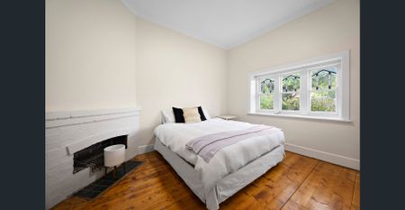 6-Month Lease Only – Charming Three-Bedroom Home in Prime Brighton East Location - Photo 4