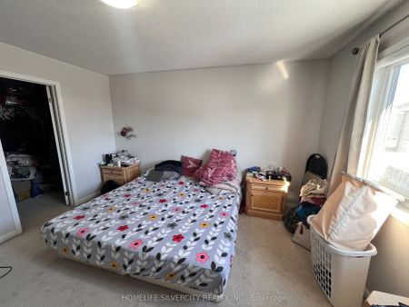 29 Lathbury Street S #main level - Photo 5