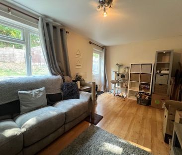 4 bedroom house to rent - Photo 1