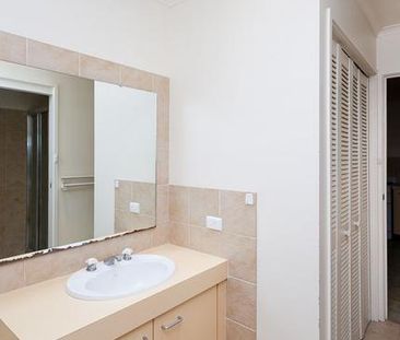 Conveniently Located Townhouse - Photo 6