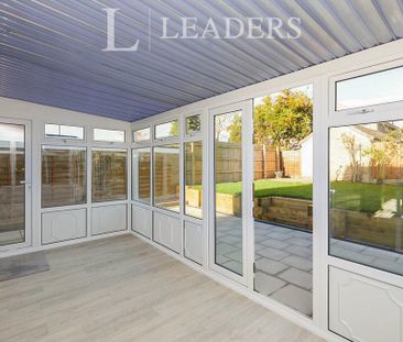 3 bedroom semi-detached house to rent - Photo 1