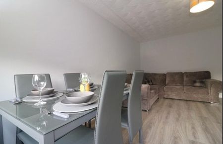 Salisbury, Glasgow, G74 - Photo 3