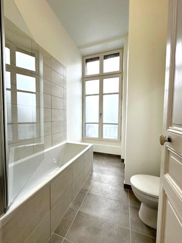 Location Appartement 4 pièces 93m² - Photo 5