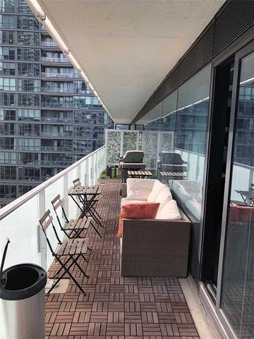 For Lease - 11 Charlotte Street Unit# 1107, Toronto, Ontario - Photo 4