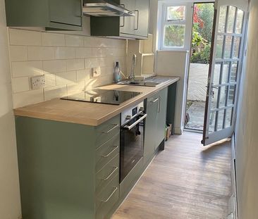 1 Bed Flat, Livingstone Road, BN3 - Photo 2