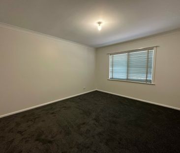 Spacious 2-Bedroom Unit in West Tamworth - Photo 4