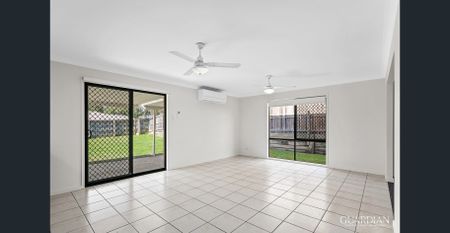 SPACIOUS FAMILY HOME IN THE HEART OF CALAMVALE - Photo 2