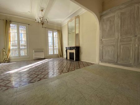 Location Appartement 3 pièces 85m² AVIGNON 84000 - Photo 2