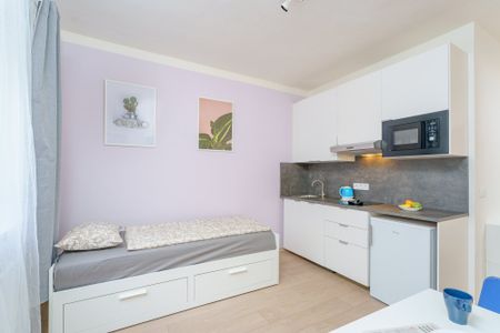 Pronájem bytu 1+kk se skvělou dostupností – Čerčanská, Praha 4 - Fotografie 3