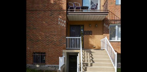 3½ à louer–Chomedey, Laval – Rénové-Meublé-Stationnement Inclus - Photo 2