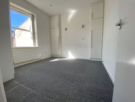 1 Bed Flat, Bagot Street, L15 - Photo 2