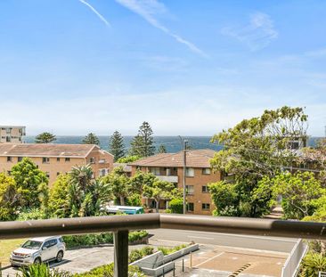 Coastal Delight - Beachside Bliss Awaits You in Wollongong! - Photo 5
