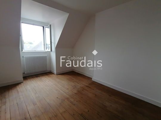Location Appartement 3 pièces 55m² ISIGNY SUR MER 14230 - Photo 1