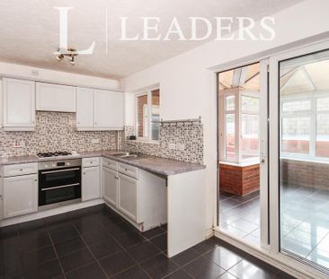 3 bedroom house to rent - Photo 3