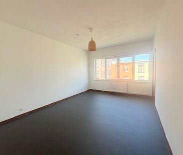 Appartement te huur in Wilrijk met 2 slaapkamers - foto 1