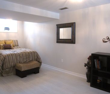 For Lease - 597 Curzon Avenue Unit# Main & Lower, Mississauga, Ontario - Photo 6