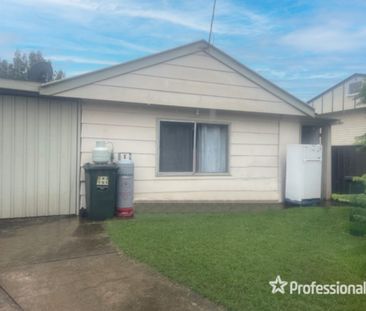 214a Johnstone Street - Photo 4