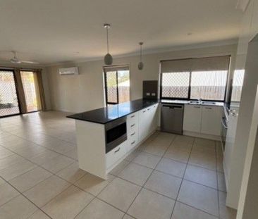 4 Bedroom family home - Photo 5