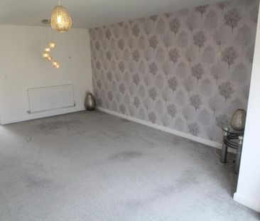 4 bedroom terraced house to rent - Photo 1