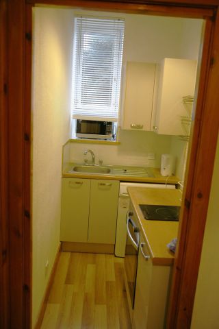 First Floor Right, 79 Kimberley House, Walker Road, AB11 8DJ, Aberdeen - Photo 4