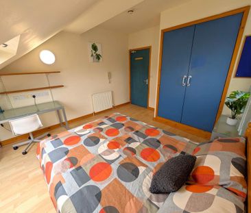 1 bedroom in a house share to rent - Photo 4
