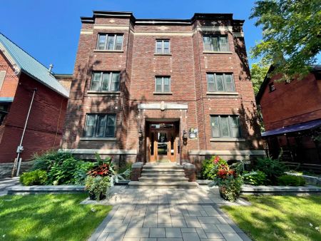 575 MacLaren St. — Bachelor - Photo 4