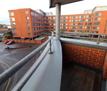 2 bedroom apartment to rent - Photo 6