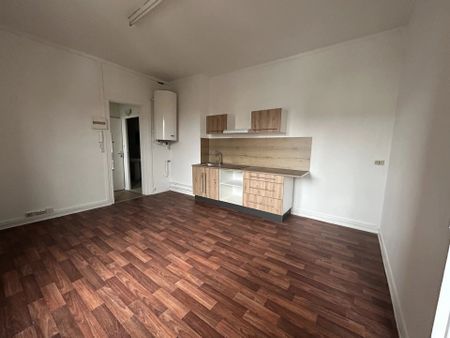 Location Appartement 2 pièces 35 m2 à Saint-Quentin - Photo 2