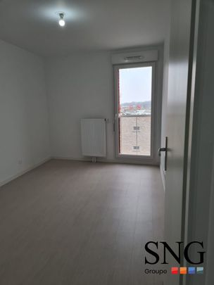 T2 AVEC BALCON + PARKING - Photo 1