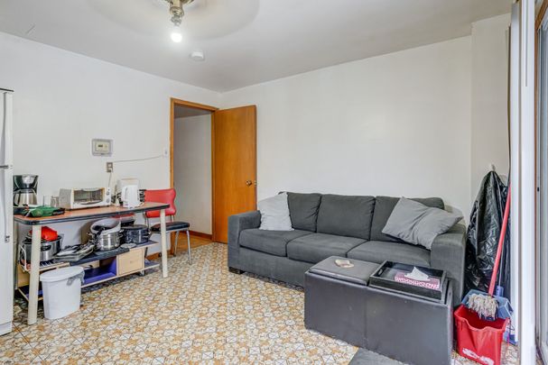 For Lease - 158 Hallam Street Unit# Main Rm 3, Toronto, Ontario - Photo 1