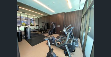 PARTLY FURNISHED 2 BED x 2 BATH x 1 CARBAY UNIT FOR RENT - Photo 4