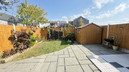 3 bedroom semi-detached house to rent - Photo 4