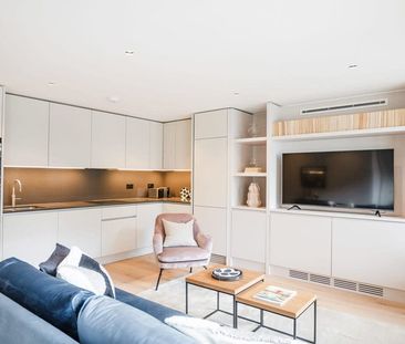 King's Mews - Photo 1