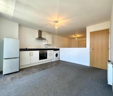 Studio to rent - Photo 6
