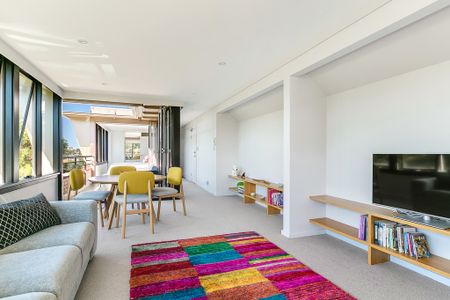 The Penthouse - Photo 5