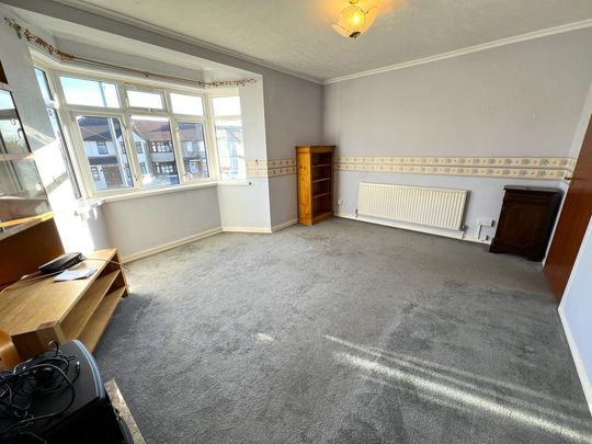 3 bedroom flat to rent - Photo 1