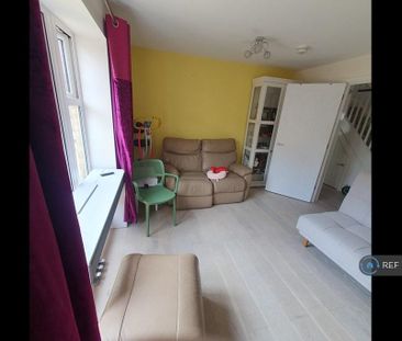 3 bedroom detached house to rent - Photo 1