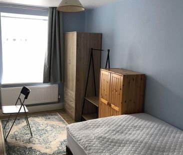 2 bedroom property to rent - Photo 3