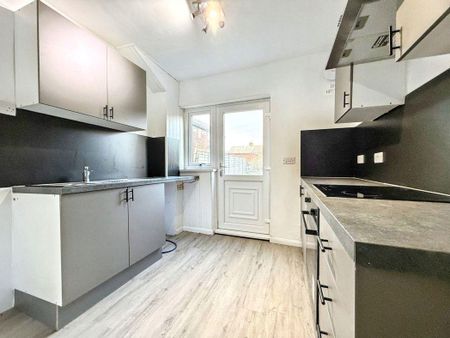 Basingstoke Road, Peterlee, Durham, SR8 2AP - Photo 5