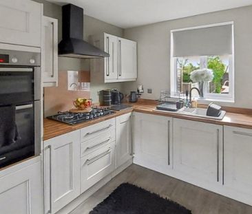 Third Avenue, Scampton, Lincoln - Photo 4