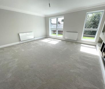 4 Bedroom Terraced To Let - Photo 1