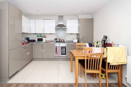 Swan Road, West Drayton, Middlesex, UB7 - Photo 5