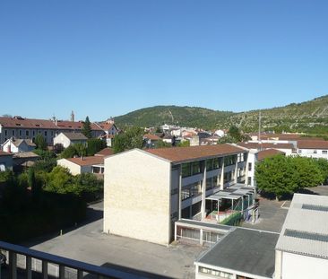 Location Appartement 2 pièces 70m² CAHORS 46000 - Photo 5