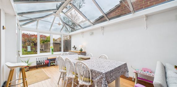 Henley Road, Reading Henley Road, Reading - Photo 2