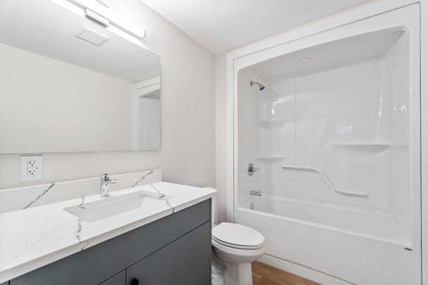 For Lease - 35 Buchanan Road Unit# B, St. Catharines, Ontario - Photo 1